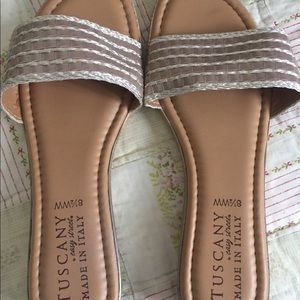 NWOT Tuscany Easy Street Slides